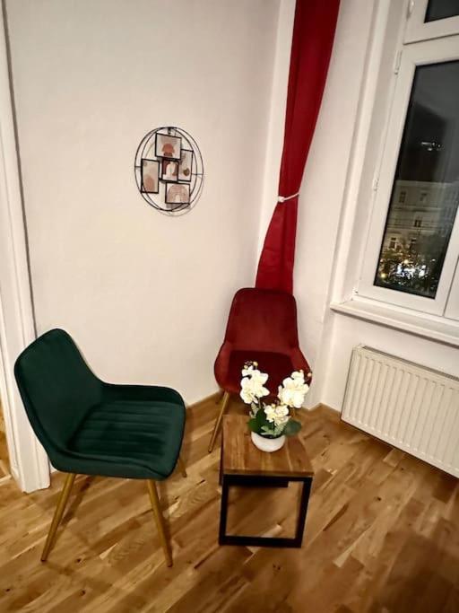 Klimatisierter Wiener Altbauflair Im Zentrum Wiens Viena Exterior foto